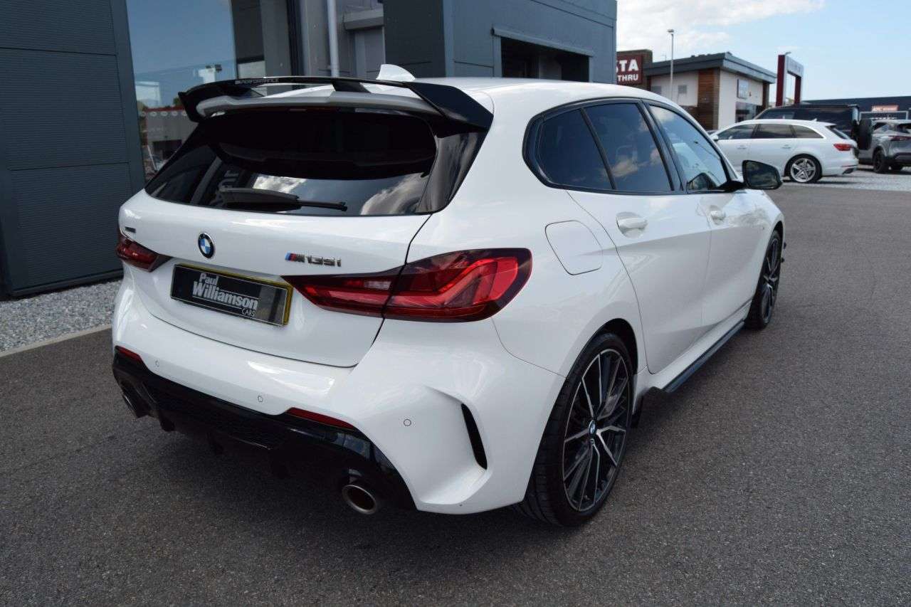 2018 BMW 1 SERIES 2018 BMW 1 SERIES