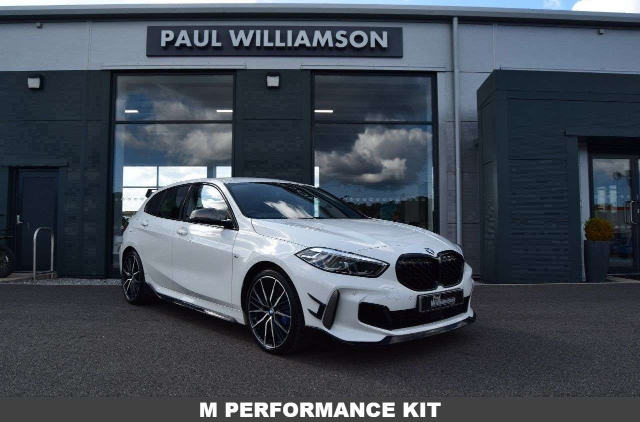 A 2023 BMW 1 SERIES 2.0 M135i Hatchback 5dr Petrol Auto xDrive Euro 6 (s/s) (306 ps) A 2023 BMW 1 SERIES 2.0 M135i Hatchback 5dr Petrol Auto xDrive Euro 6 (s/s) (306 ps)
