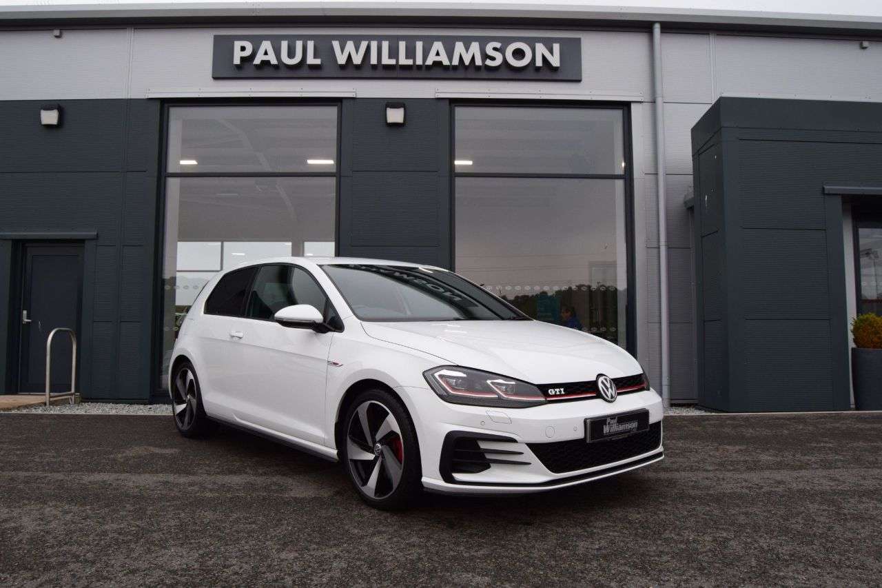 A 2017 VOLKSWAGEN GOLF 2.0 TSI BlueMotion Tech GTI Hatchback 3dr Petrol Manual Euro 6 (s/s) (230 p A 2017 VOLKSWAGEN GOLF 2.0 TSI BlueMotion Tech GTI Hatchback 3dr Petrol Manual Euro 6 (s/s) (230 p