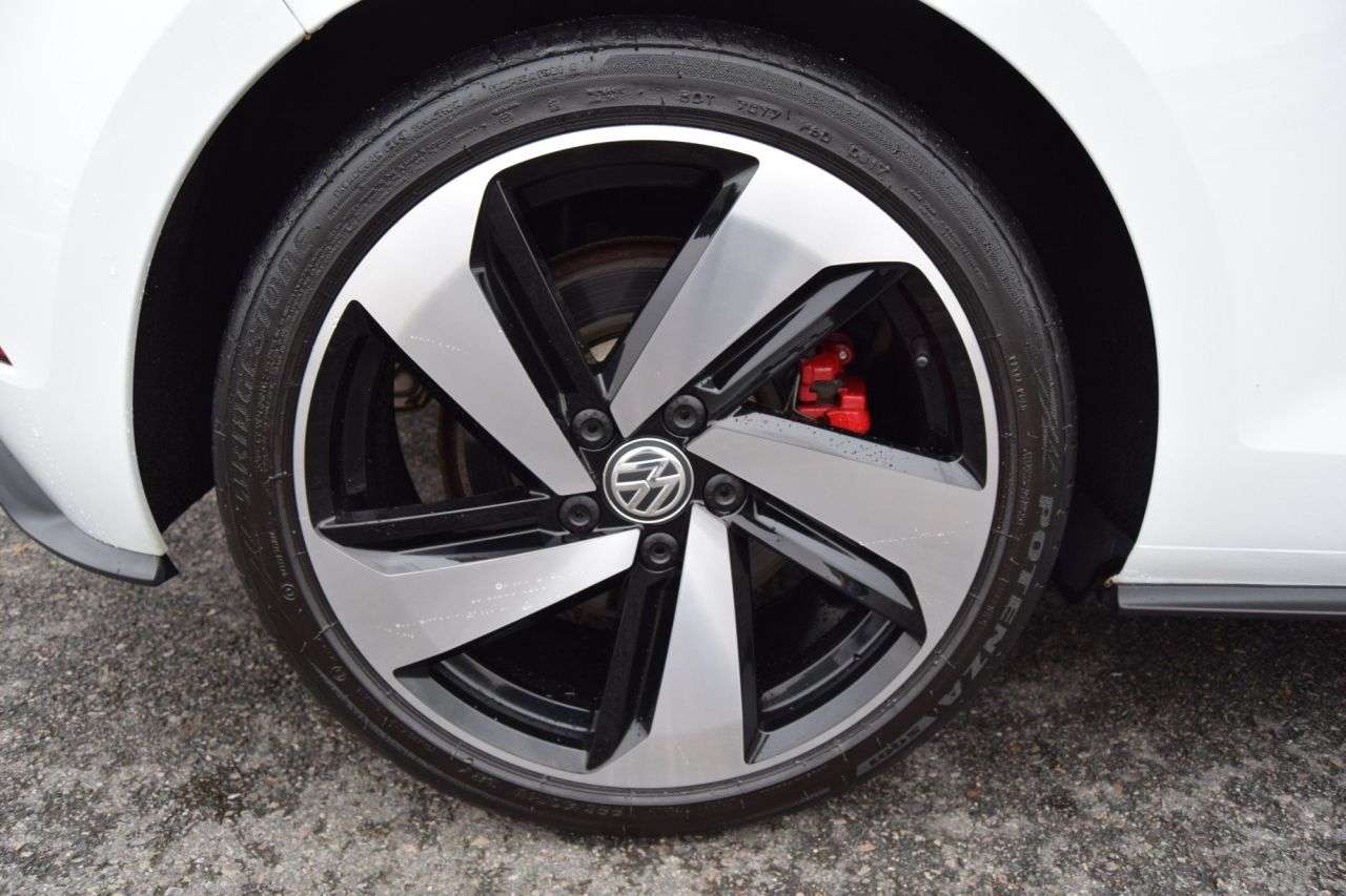 2017 VOLKSWAGEN GOLF 2017 VOLKSWAGEN GOLF