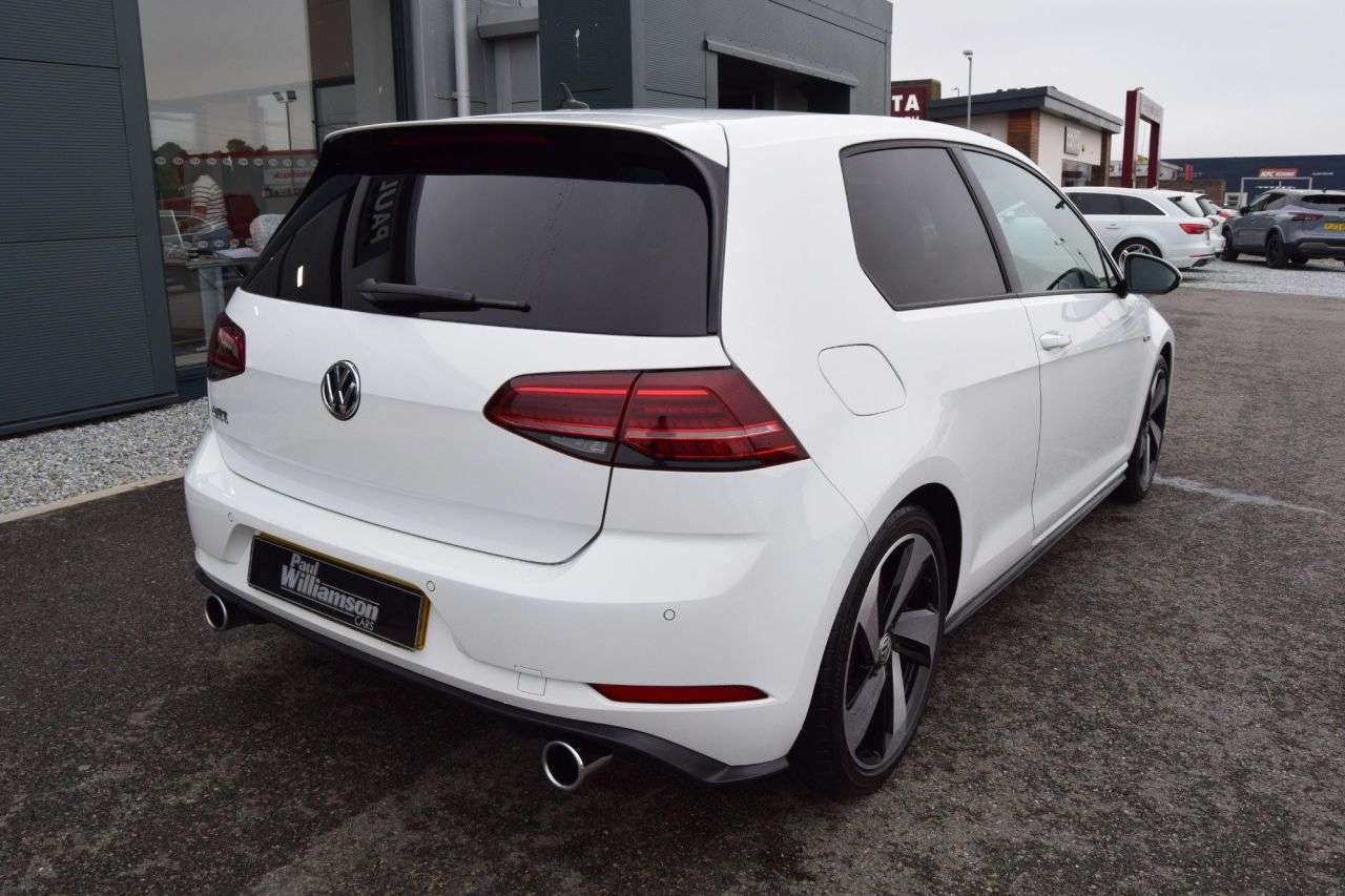2017 VOLKSWAGEN GOLF 2017 VOLKSWAGEN GOLF