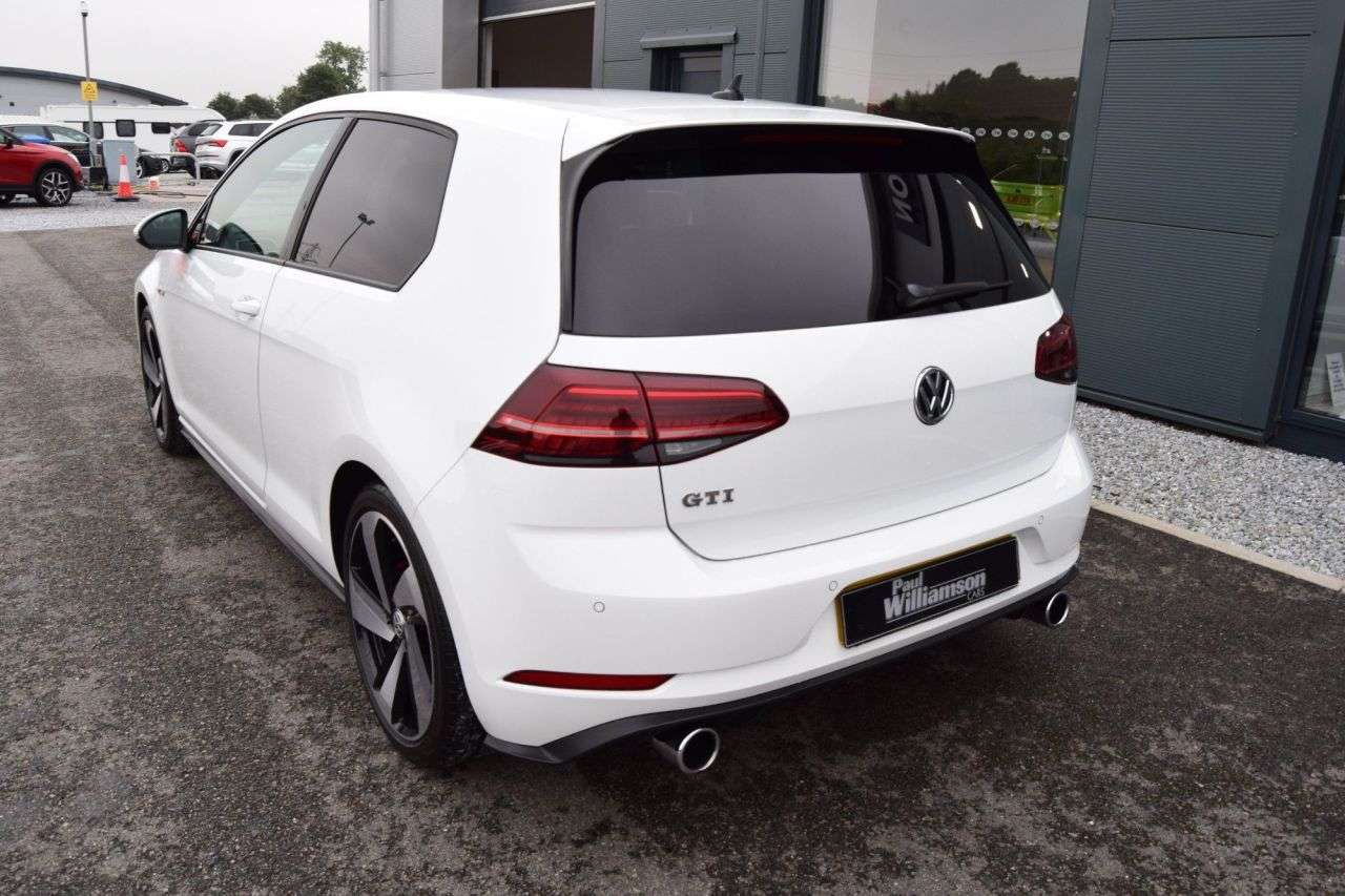 2017 VOLKSWAGEN GOLF 2017 VOLKSWAGEN GOLF
