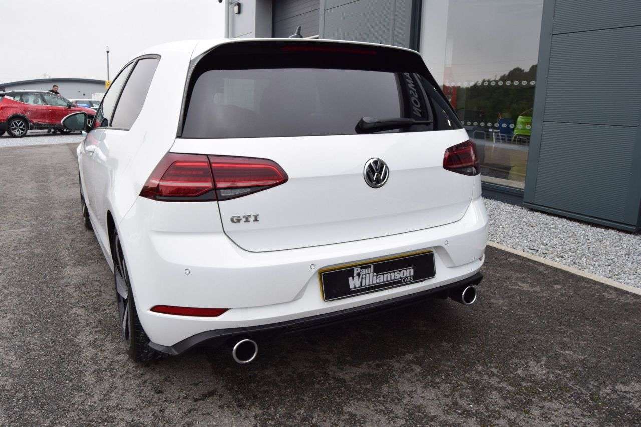 2017 VOLKSWAGEN GOLF 2017 VOLKSWAGEN GOLF