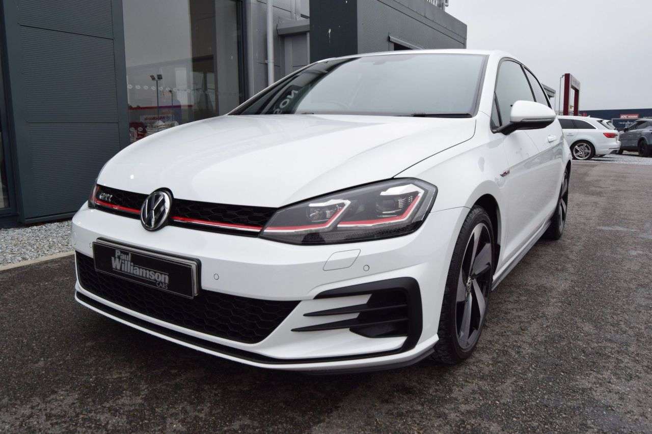 2017 VOLKSWAGEN GOLF 2017 VOLKSWAGEN GOLF