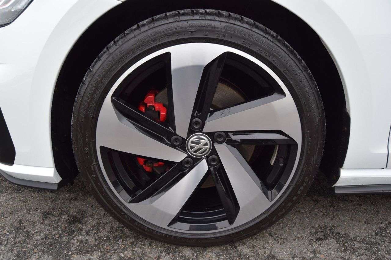 2017 VOLKSWAGEN GOLF 2017 VOLKSWAGEN GOLF