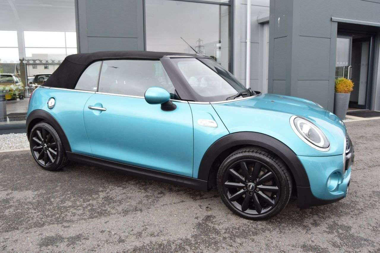 2018 MINI CONVERTIBLE 2018 MINI CONVERTIBLE