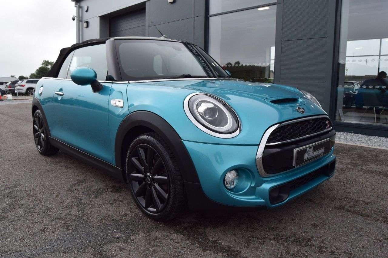 2018 MINI CONVERTIBLE 2018 MINI CONVERTIBLE