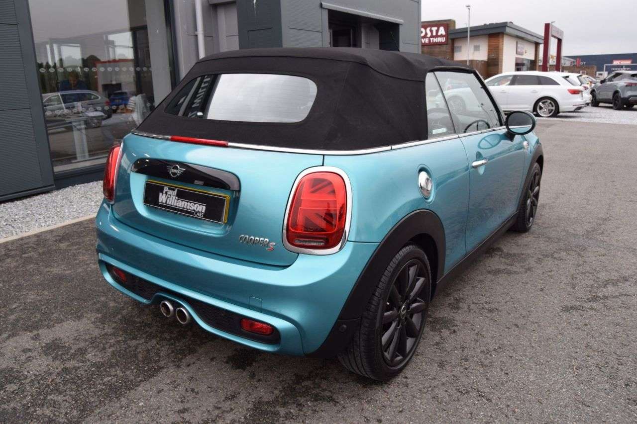 2018 MINI CONVERTIBLE 2018 MINI CONVERTIBLE