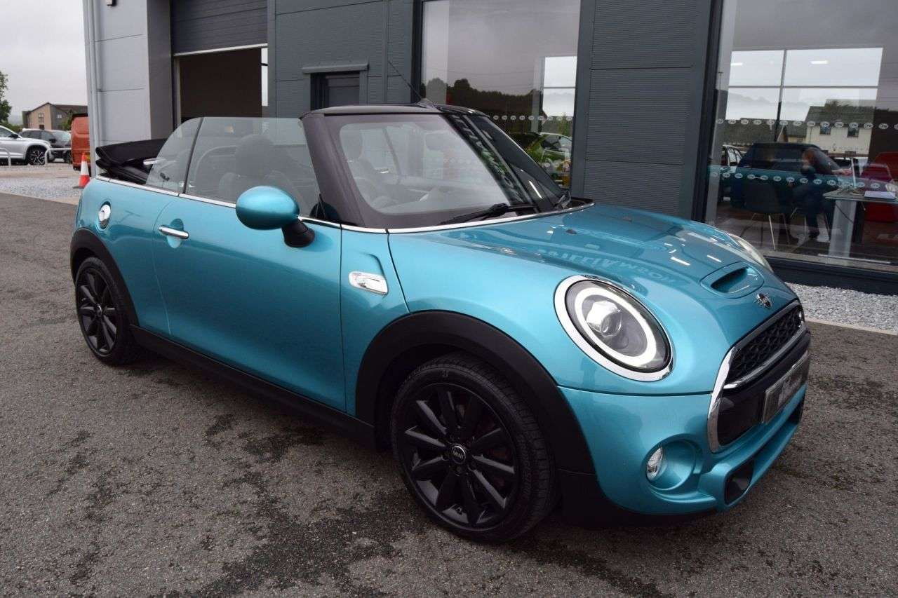 2018 MINI CONVERTIBLE 2018 MINI CONVERTIBLE
