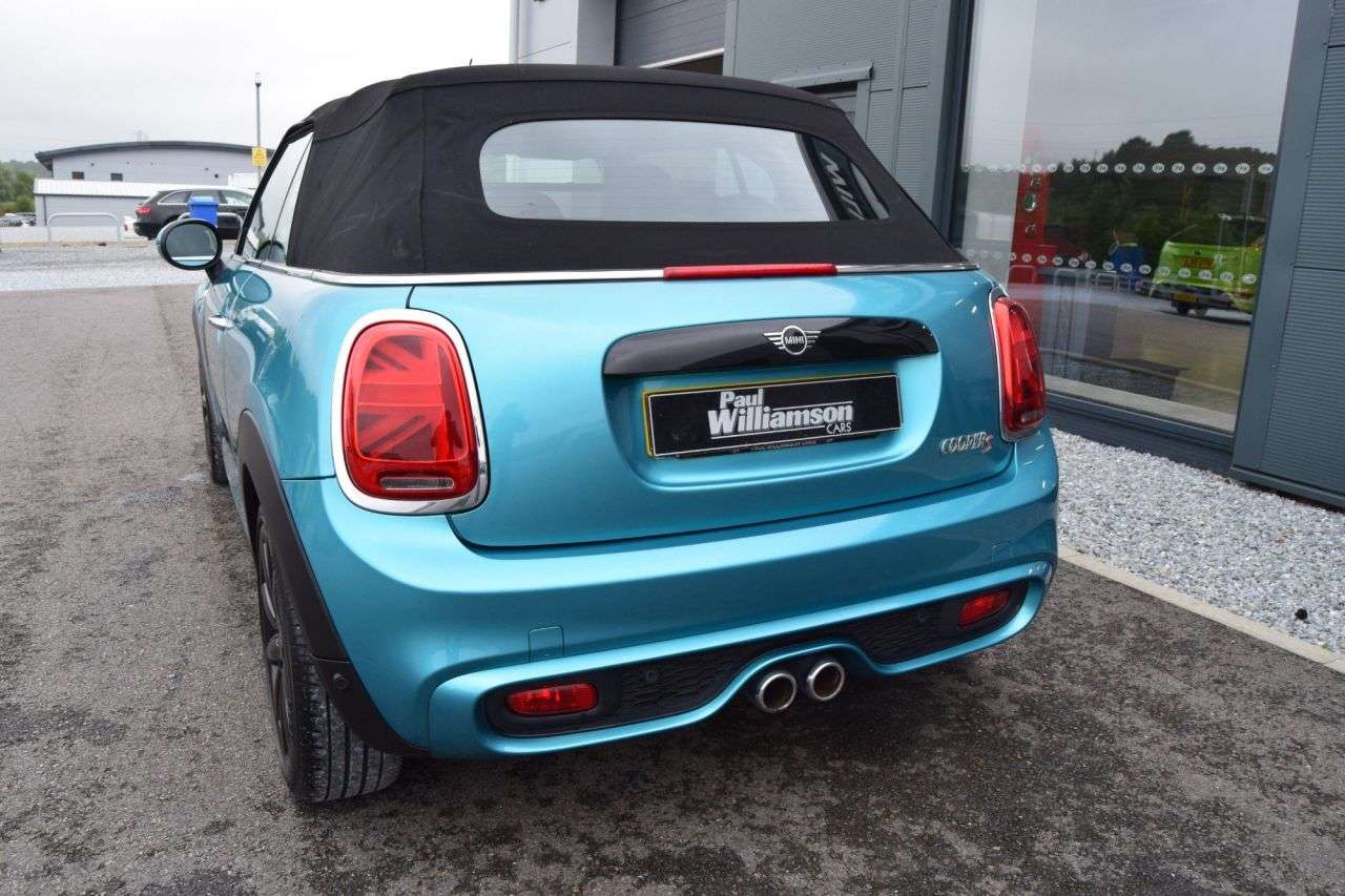 2018 MINI CONVERTIBLE 2018 MINI CONVERTIBLE