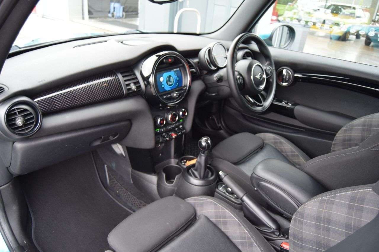 2018 MINI CONVERTIBLE 2018 MINI CONVERTIBLE