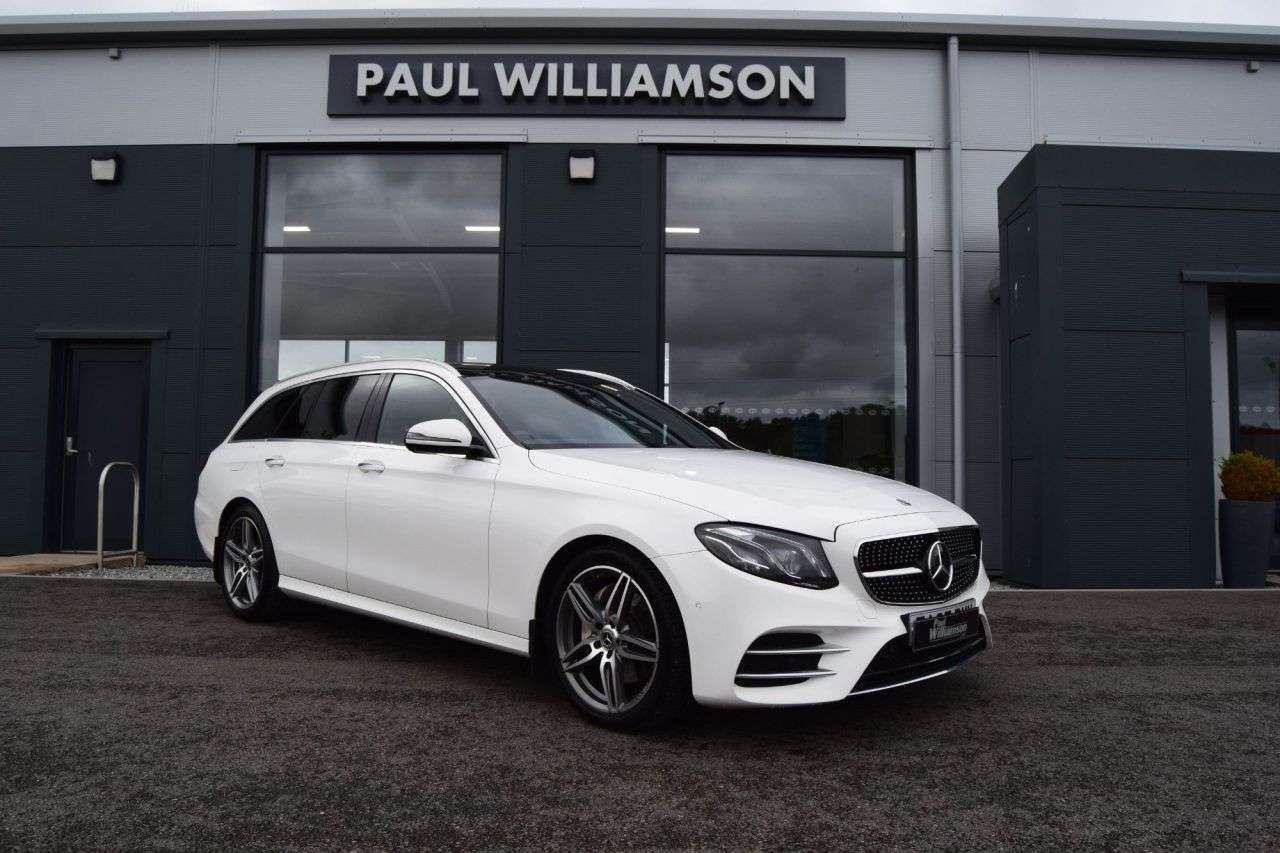 A 2019 MERCEDES-BENZ E CLASS 3.0 E350d V6 AMG Line (Premium Plus) Estate 5dr Diesel G-Tronic+ Euro 6 (s/ A 2019 MERCEDES-BENZ E CLASS 3.0 E350d V6 AMG Line (Premium Plus) Estate 5dr Diesel G-Tronic+ Euro 6 (s/