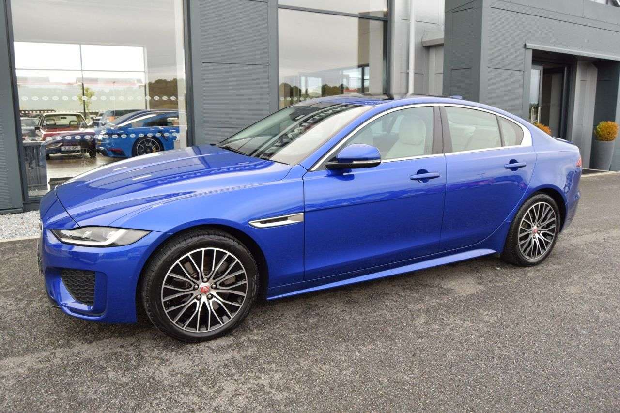 2019 JAGUAR XE 2019 JAGUAR XE