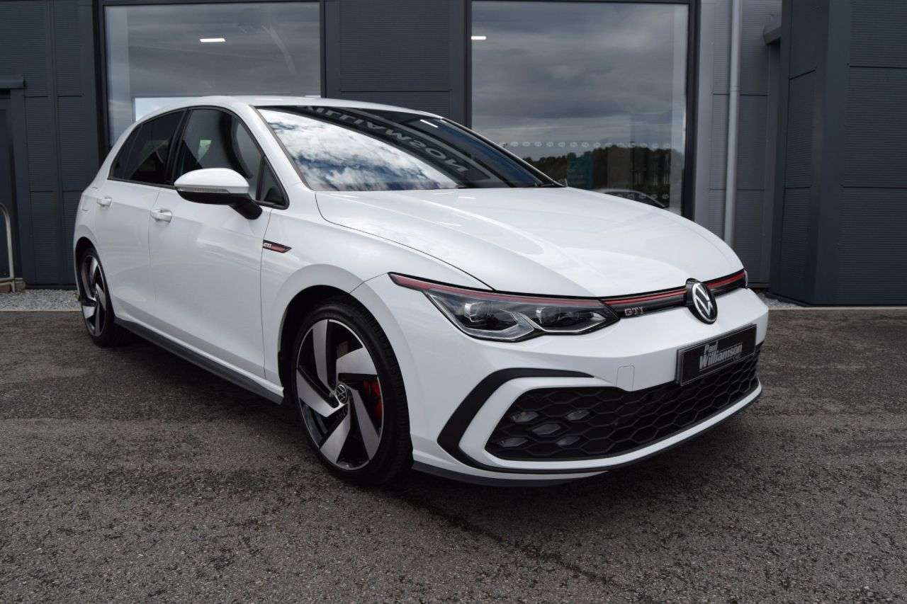 A 2020 VOLKSWAGEN GOLF 2.0 TSI GTI Hatchback 5dr Petrol DSG Euro 6 (s/s) (245 ps) A 2020 VOLKSWAGEN GOLF 2.0 TSI GTI Hatchback 5dr Petrol DSG Euro 6 (s/s) (245 ps)