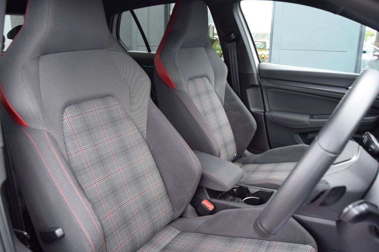 2020 VOLKSWAGEN GOLF 2020 VOLKSWAGEN GOLF