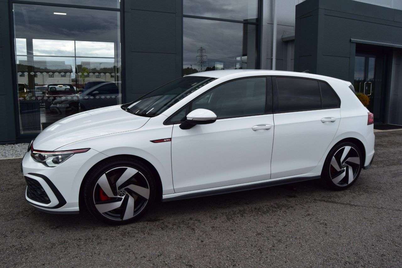 2020 VOLKSWAGEN GOLF 2020 VOLKSWAGEN GOLF