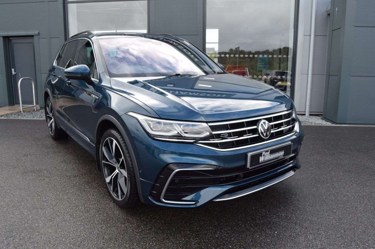 A 2023 VOLKSWAGEN TIGUAN 1.5 TSI R-Line SUV 5dr Petrol DSG Euro 6 (s/s) (150 ps) A 2023 VOLKSWAGEN TIGUAN 1.5 TSI R-Line SUV 5dr Petrol DSG Euro 6 (s/s) (150 ps)