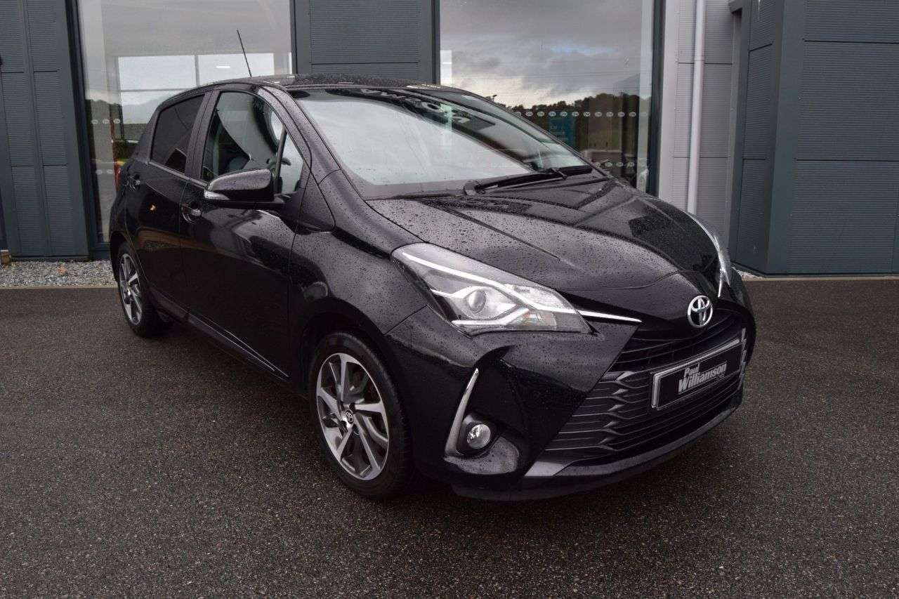 A 2020 TOYOTA YARIS 1.5 VVT-i Y20 Bi-tone Hatchback 5dr Petrol Manual Euro 6 (111 ps) A 2020 TOYOTA YARIS 1.5 VVT-i Y20 Bi-tone Hatchback 5dr Petrol Manual Euro 6 (111 ps)