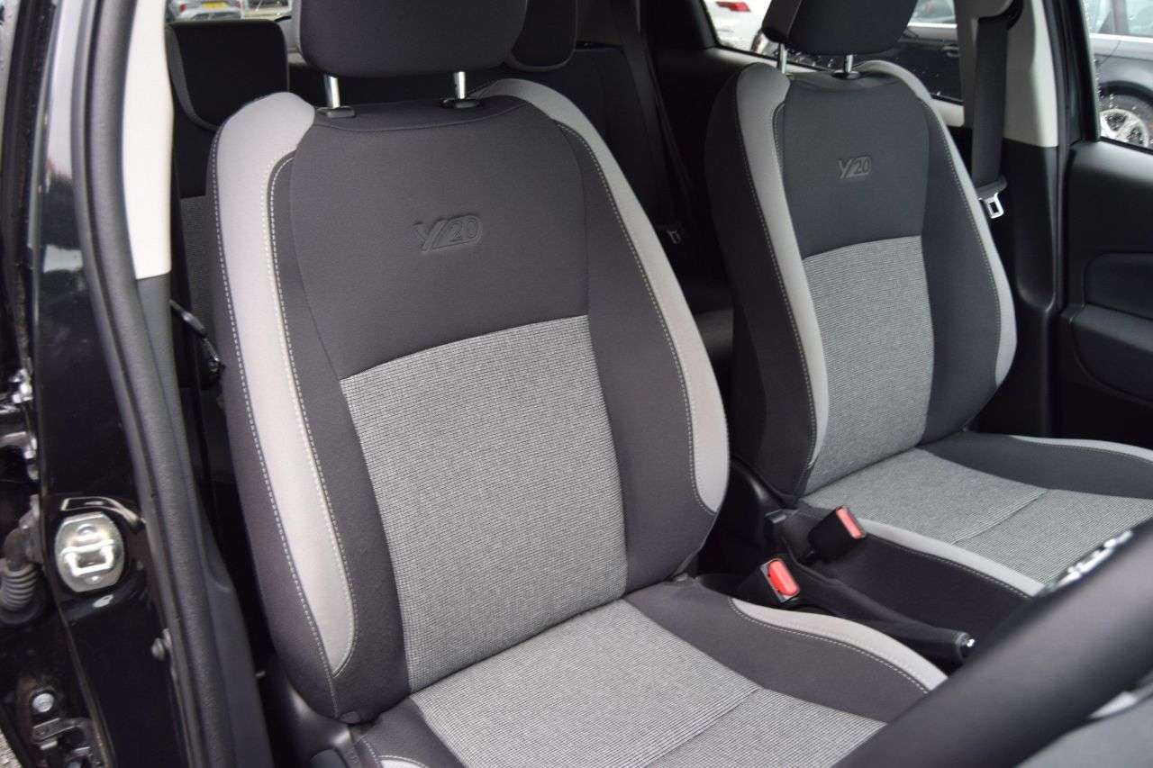 2020 TOYOTA YARIS 2020 TOYOTA YARIS
