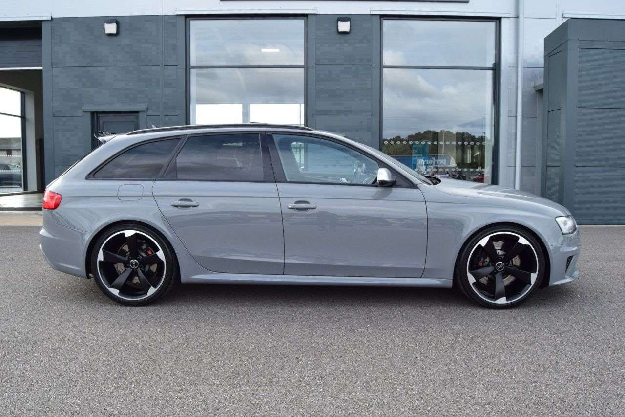 2014 AUDI RS4 AVANT 2014 AUDI RS4 AVANT