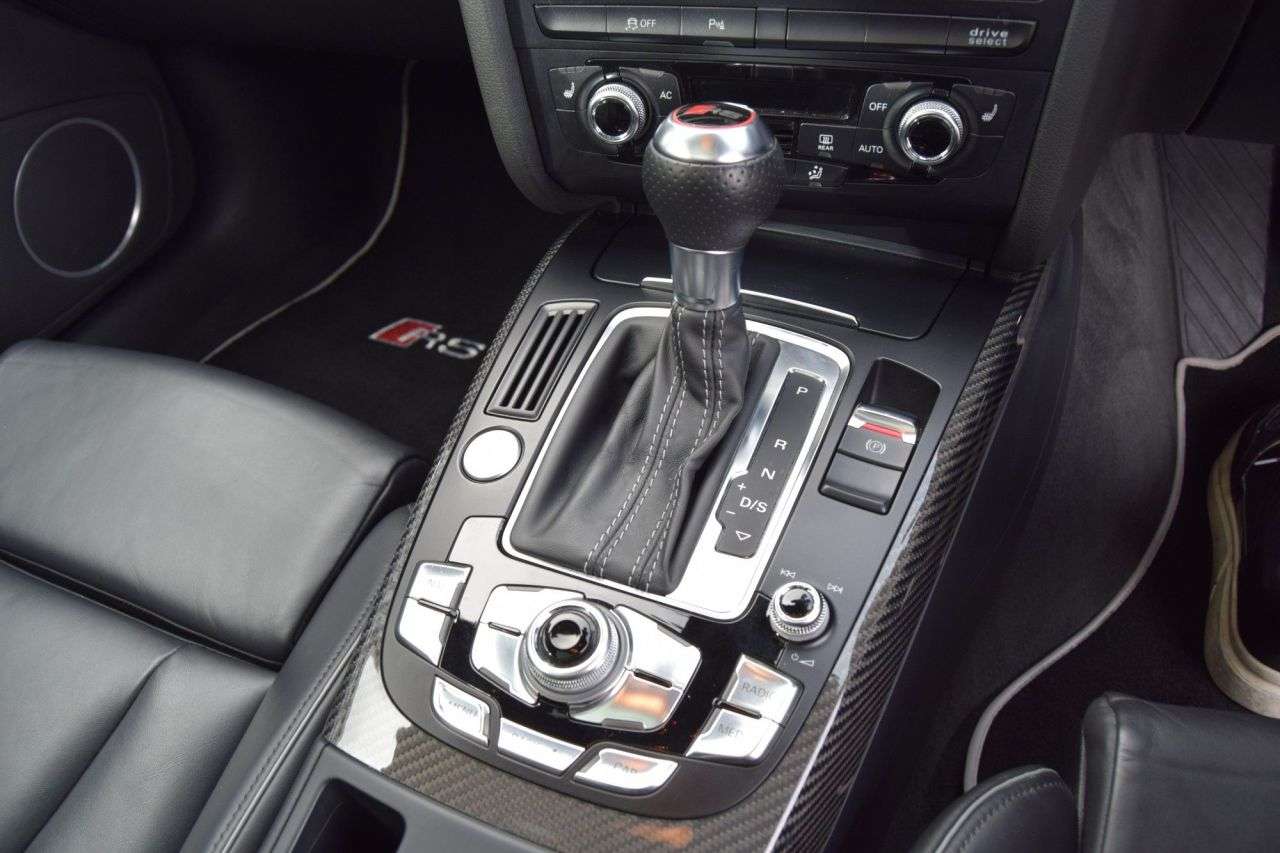 2014 AUDI RS4 AVANT 2014 AUDI RS4 AVANT