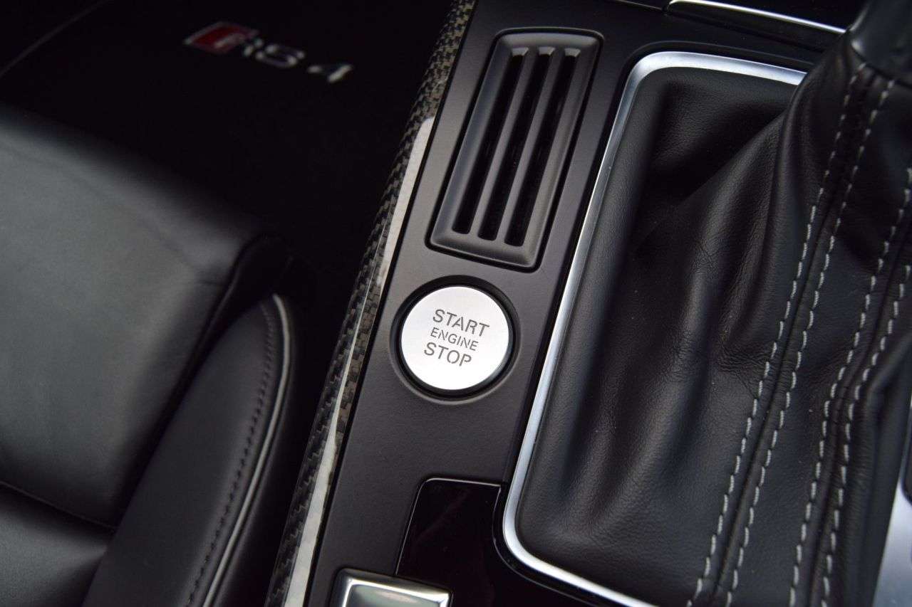 2014 AUDI RS4 AVANT 2014 AUDI RS4 AVANT