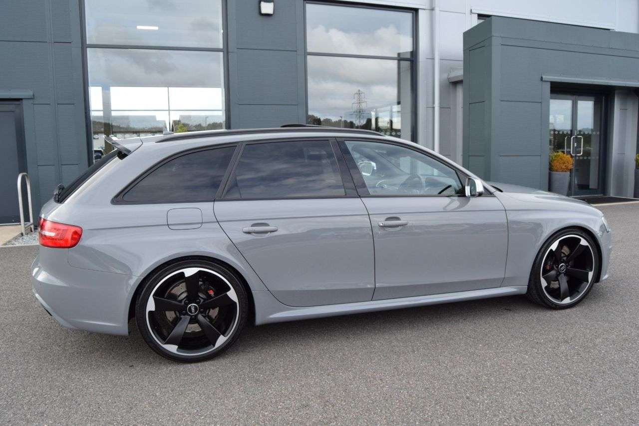 2014 AUDI RS4 AVANT 2014 AUDI RS4 AVANT