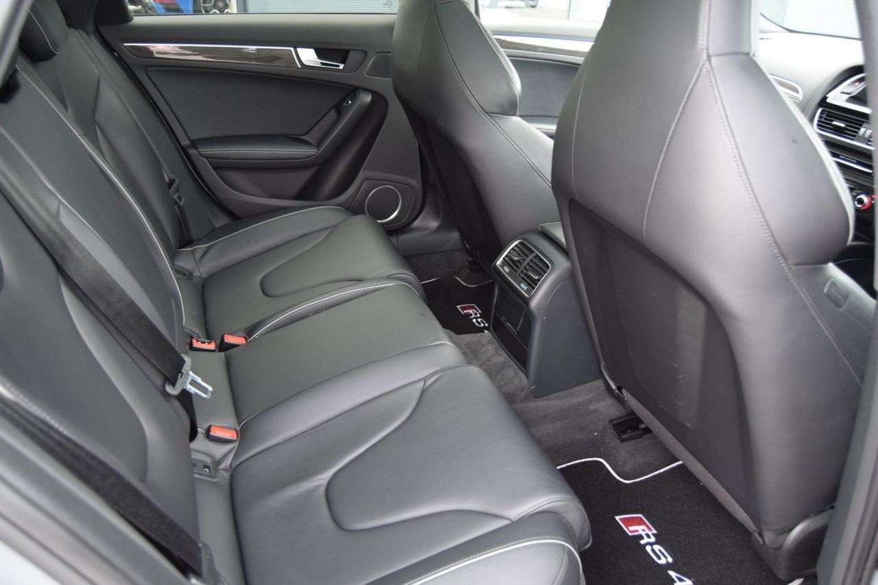 2014 AUDI RS4 AVANT 2014 AUDI RS4 AVANT
