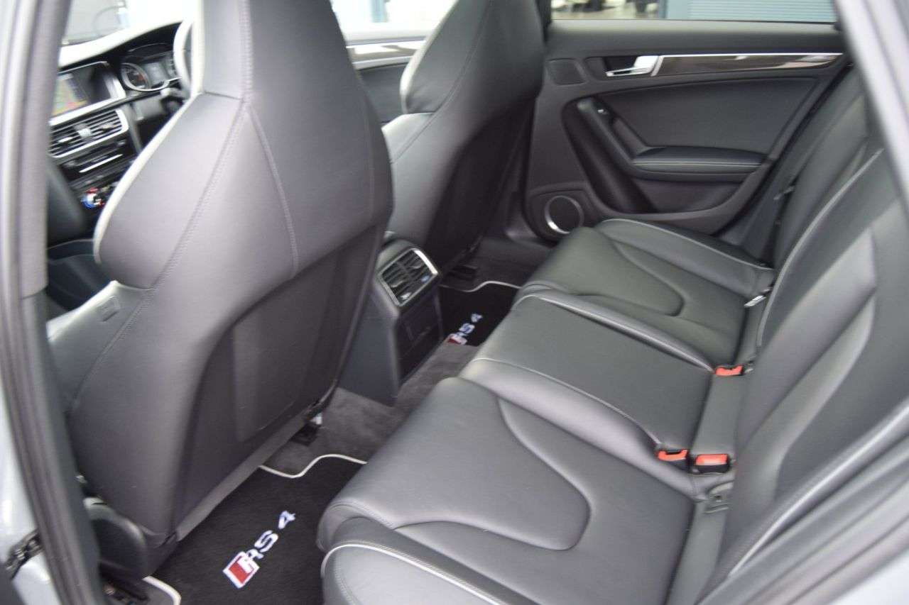 2014 AUDI RS4 AVANT 2014 AUDI RS4 AVANT