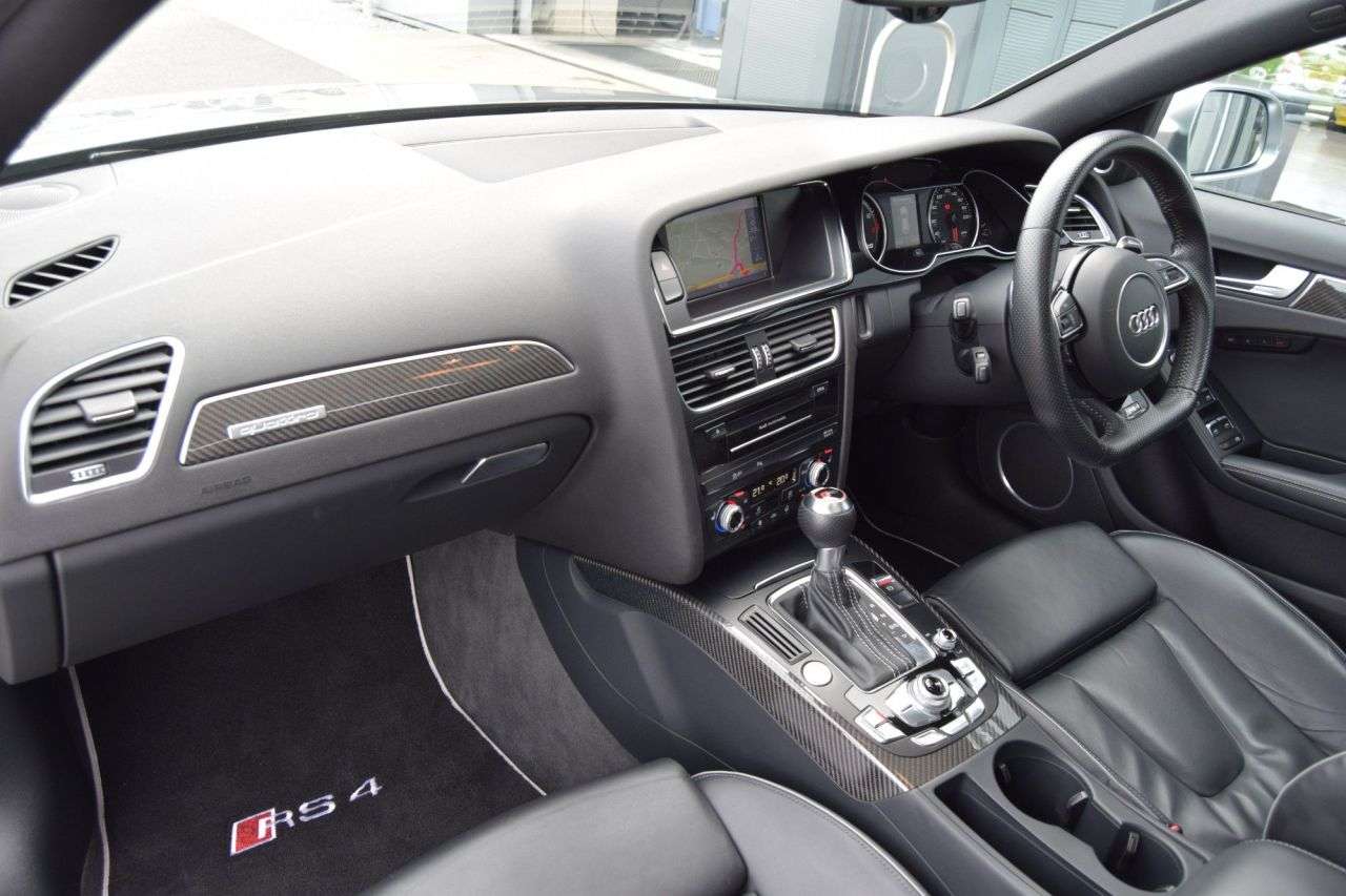 2014 AUDI RS4 AVANT 2014 AUDI RS4 AVANT