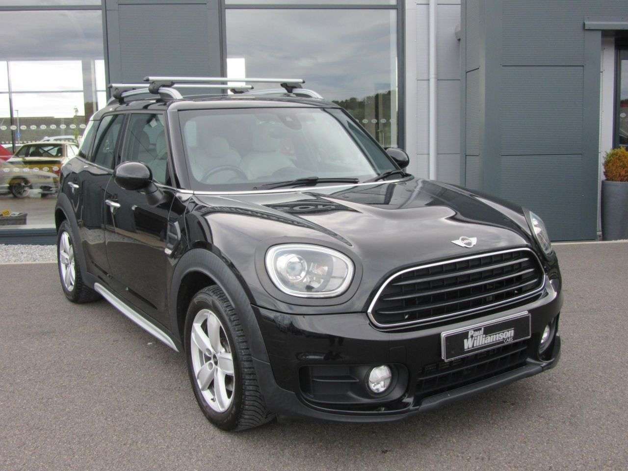A 2023 MINI COUNTRYMAN 1.5 Cooper SUV 5dr Petrol Auto Euro 6 (s/s) (136 ps) A 2023 MINI COUNTRYMAN 1.5 Cooper SUV 5dr Petrol Auto Euro 6 (s/s) (136 ps)