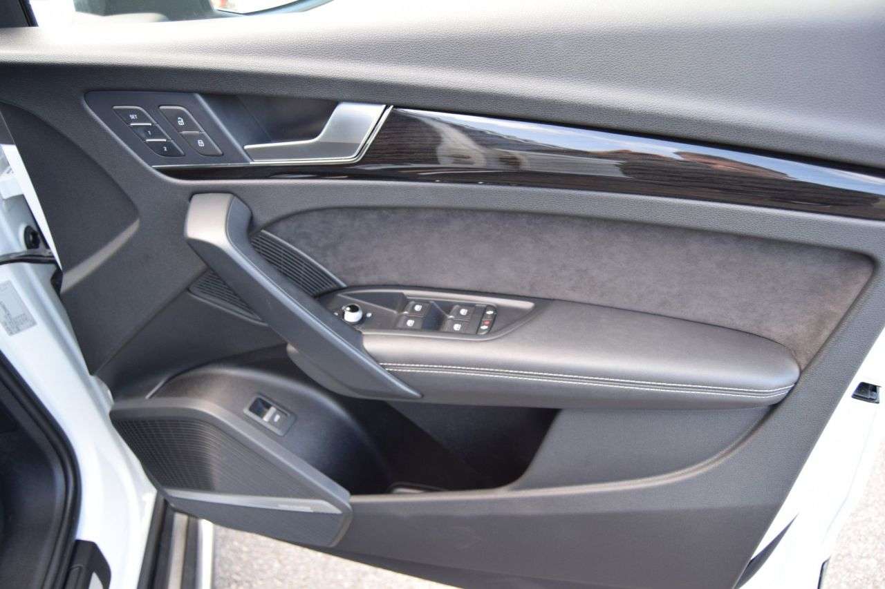 2019 AUDI Q5 2019 AUDI Q5