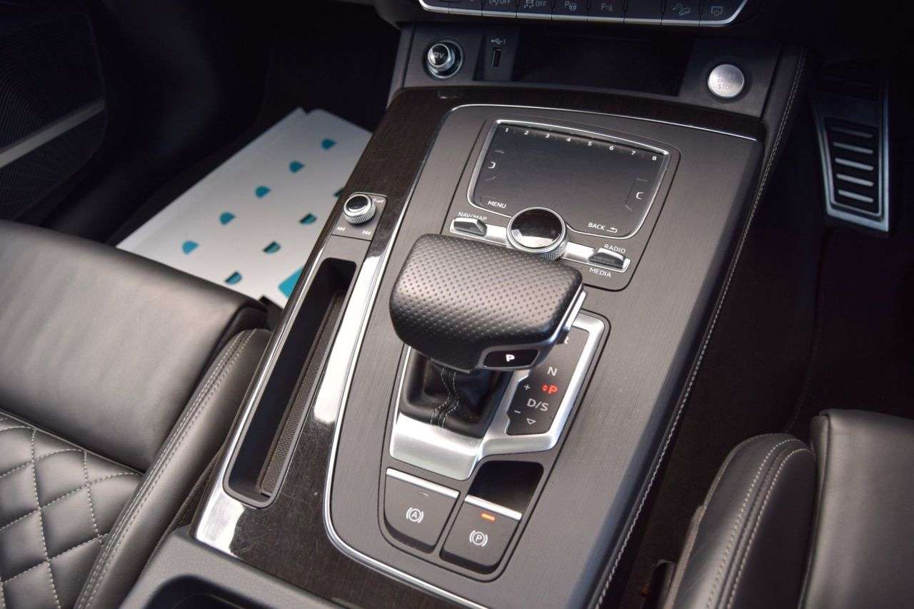 2019 AUDI Q5 2019 AUDI Q5