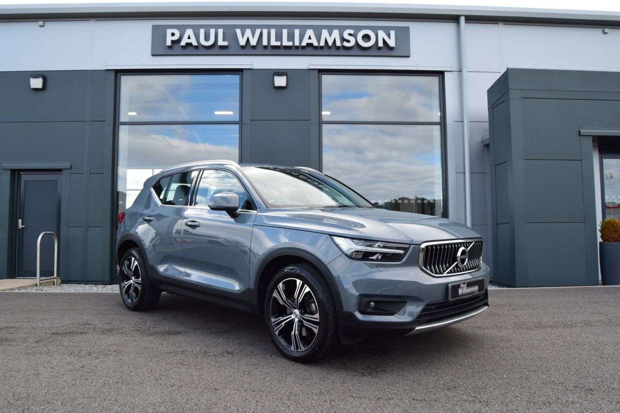 A 2026 VOLVO XC40 2.0 T4 Inscription Pro SUV 5dr Petrol Auto AWD Euro 6 (s/s) (190 ps) A 2026 VOLVO XC40 2.0 T4 Inscription Pro SUV 5dr Petrol Auto AWD Euro 6 (s/s) (190 ps)