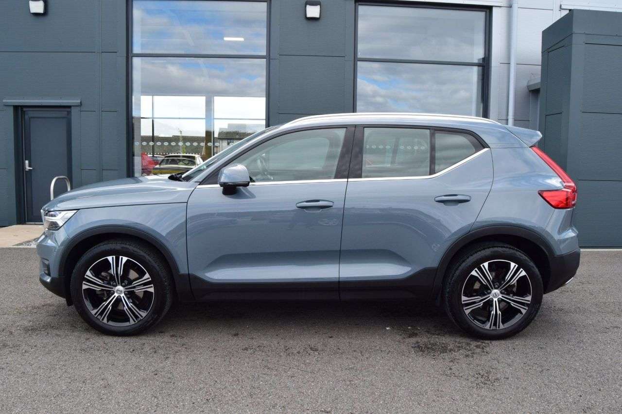 2026 VOLVO XC40 2026 VOLVO XC40
