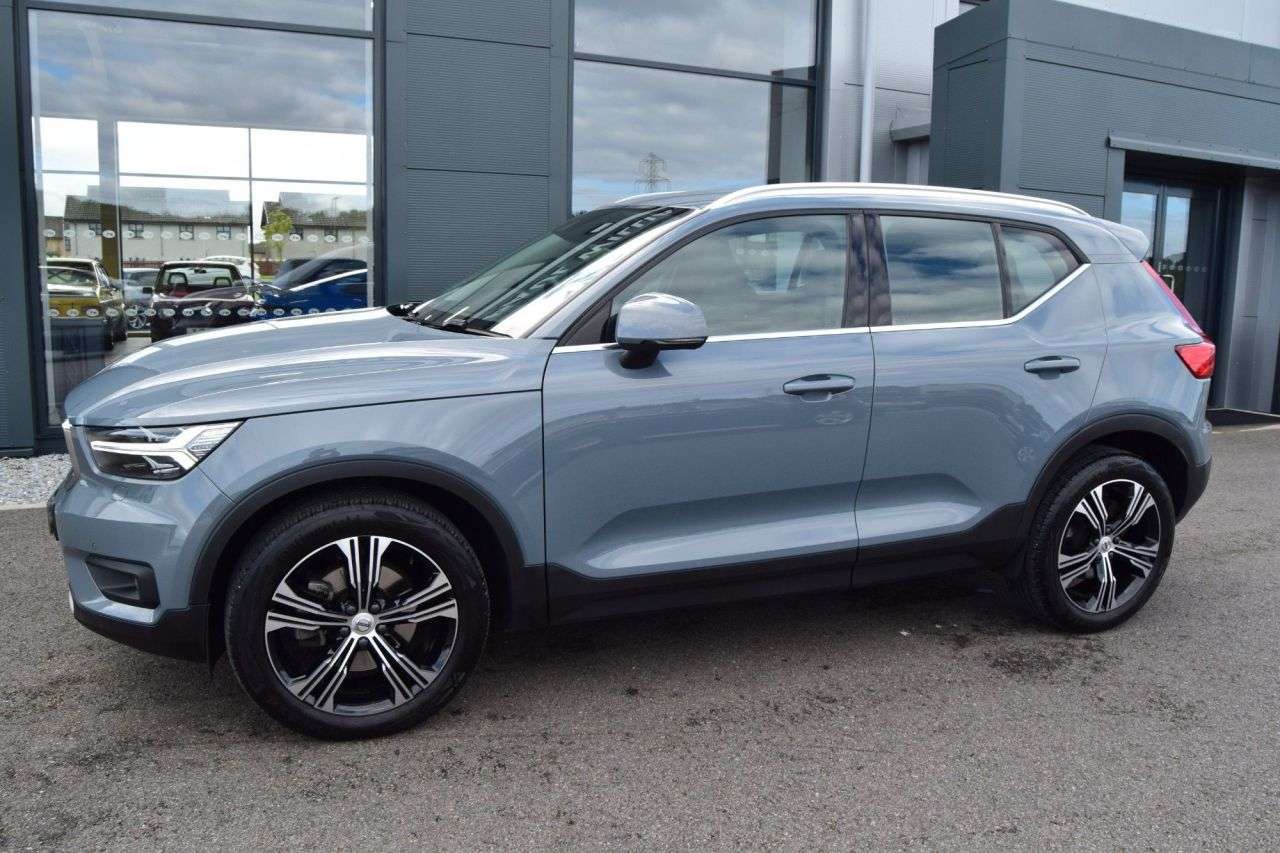 2026 VOLVO XC40 2026 VOLVO XC40