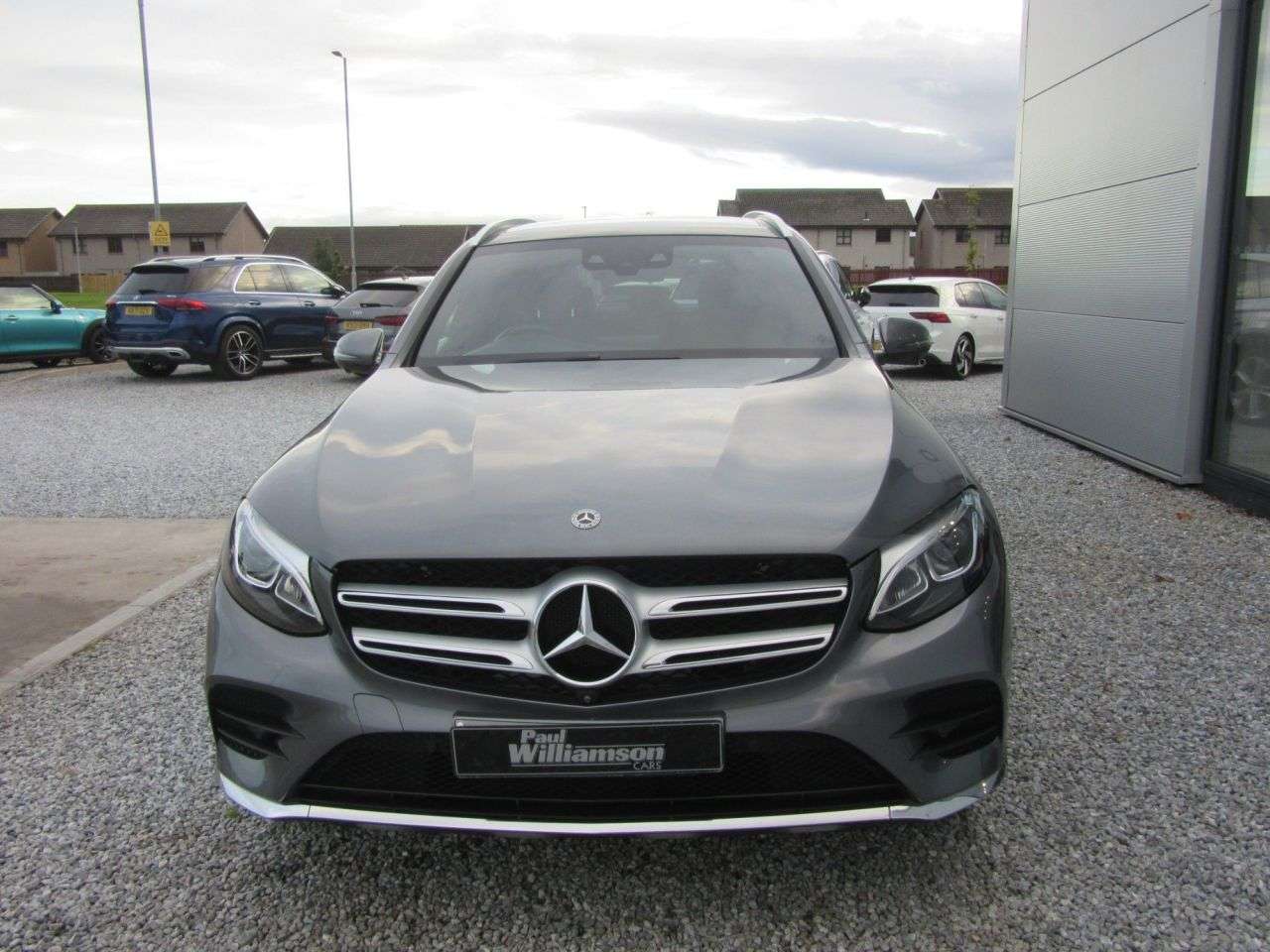A 2018 MERCEDES-BENZ GLC 2.1 GLC220d AMG Line (Premium) SUV 5dr Diesel G-Tronic 4MATIC Euro 6 (s/s) A 2018 MERCEDES-BENZ GLC 2.1 GLC220d AMG Line (Premium) SUV 5dr Diesel G-Tronic 4MATIC Euro 6 (s/s)