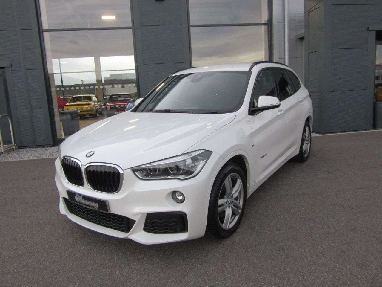 A 2020 BMW X1 2.0 18d M Sport SUV 5dr Diesel Manual xDrive Euro 6 (s/s) (150 ps) A 2020 BMW X1 2.0 18d M Sport SUV 5dr Diesel Manual xDrive Euro 6 (s/s) (150 ps)