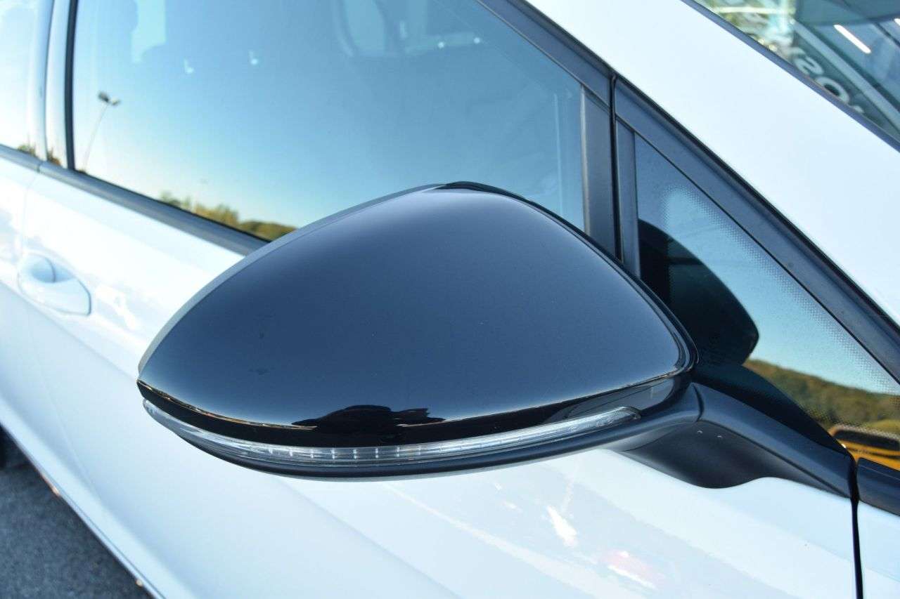 2017 VOLKSWAGEN GOLF 2017 VOLKSWAGEN GOLF