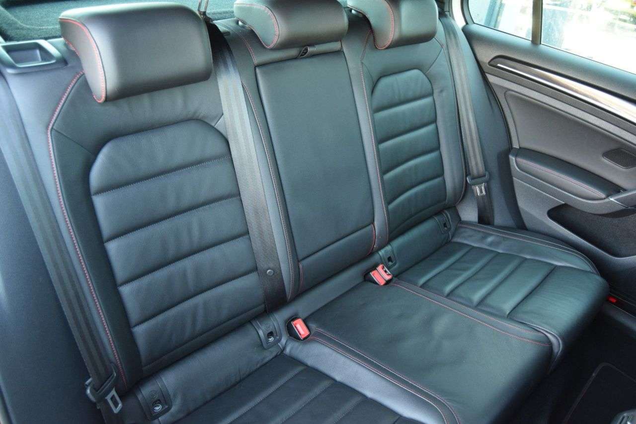 2017 VOLKSWAGEN GOLF 2017 VOLKSWAGEN GOLF