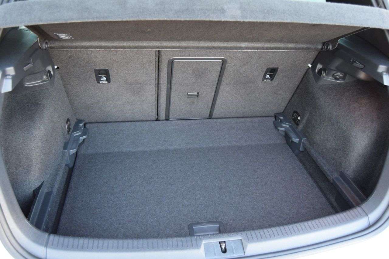 2017 VOLKSWAGEN GOLF 2017 VOLKSWAGEN GOLF