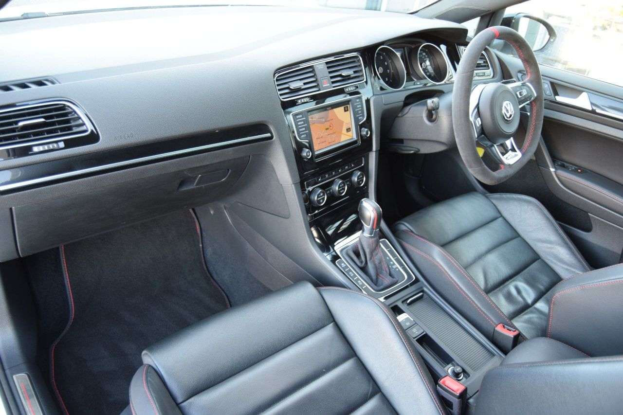 2017 VOLKSWAGEN GOLF 2017 VOLKSWAGEN GOLF