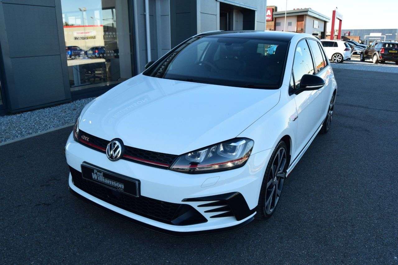 2017 VOLKSWAGEN GOLF 2017 VOLKSWAGEN GOLF