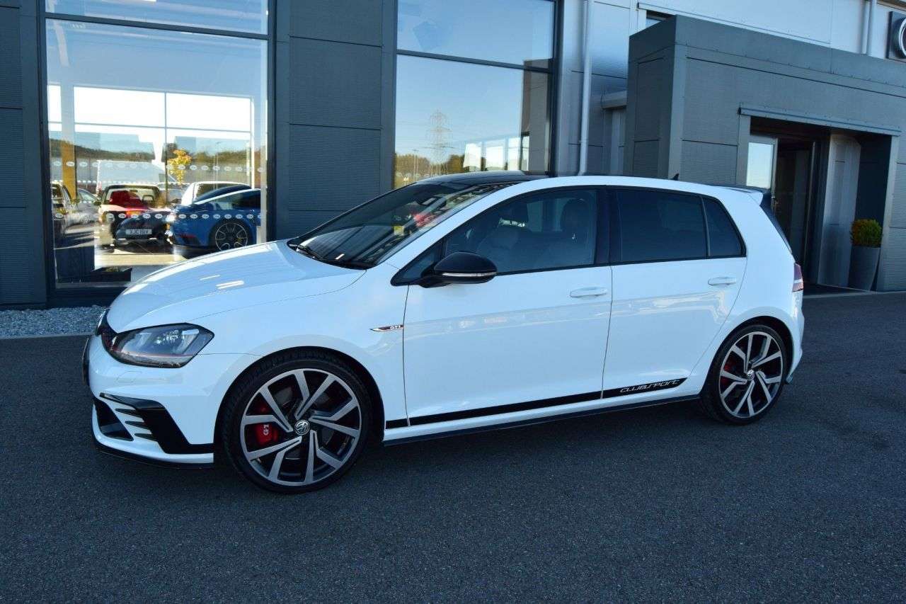 2017 VOLKSWAGEN GOLF 2017 VOLKSWAGEN GOLF