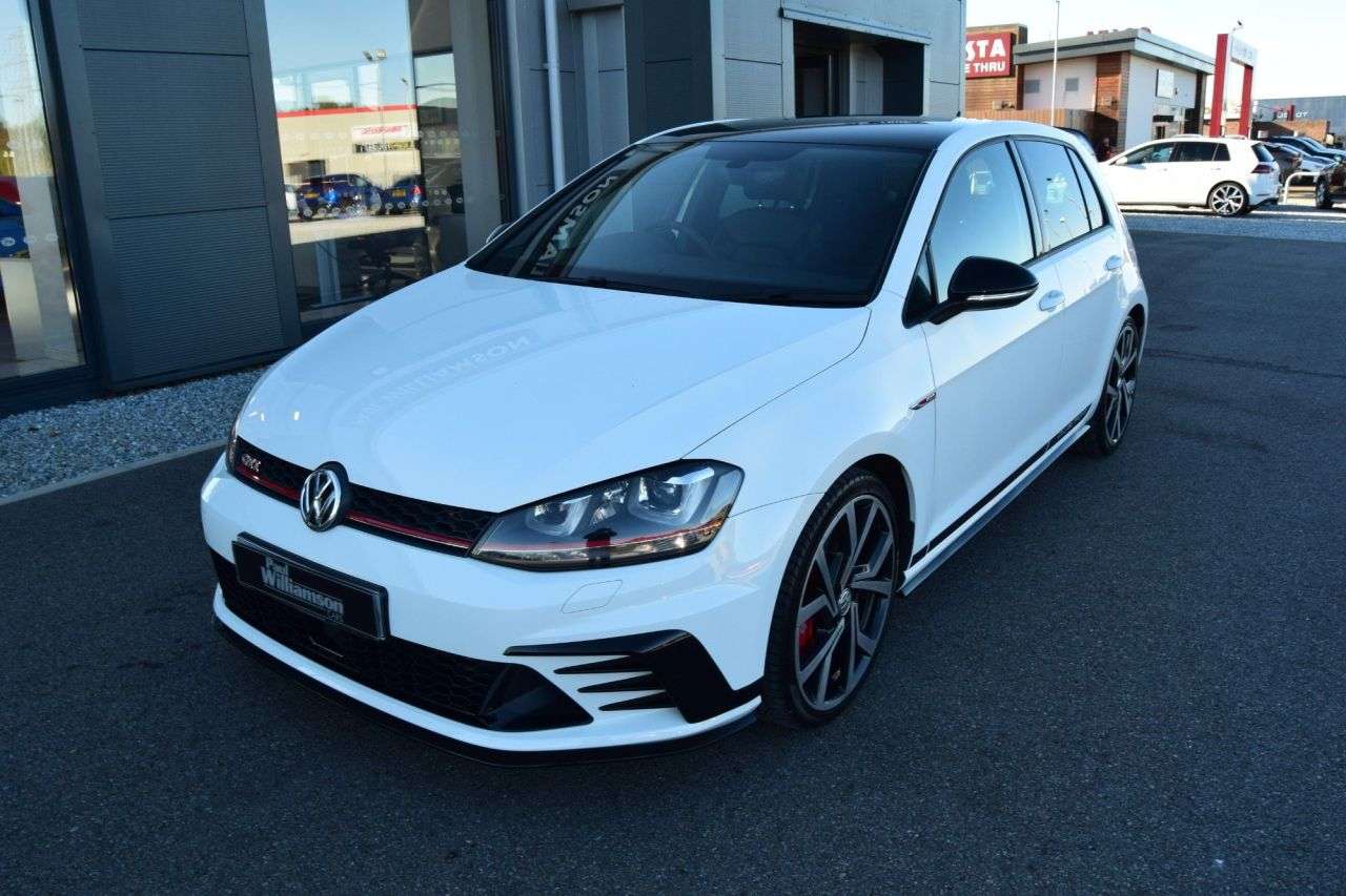 2017 VOLKSWAGEN GOLF 2017 VOLKSWAGEN GOLF