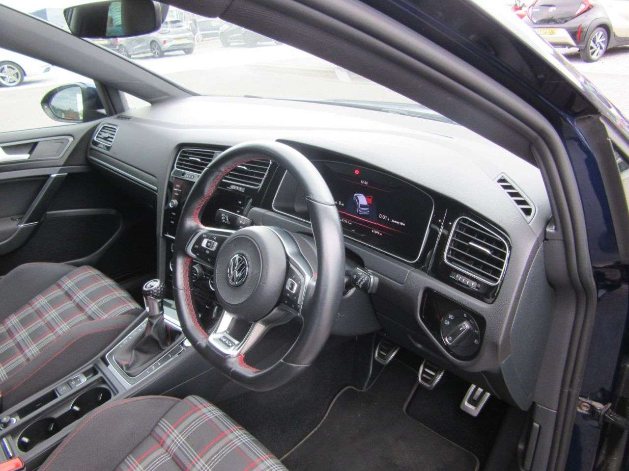 2018 VOLKSWAGEN GOLF 2018 VOLKSWAGEN GOLF