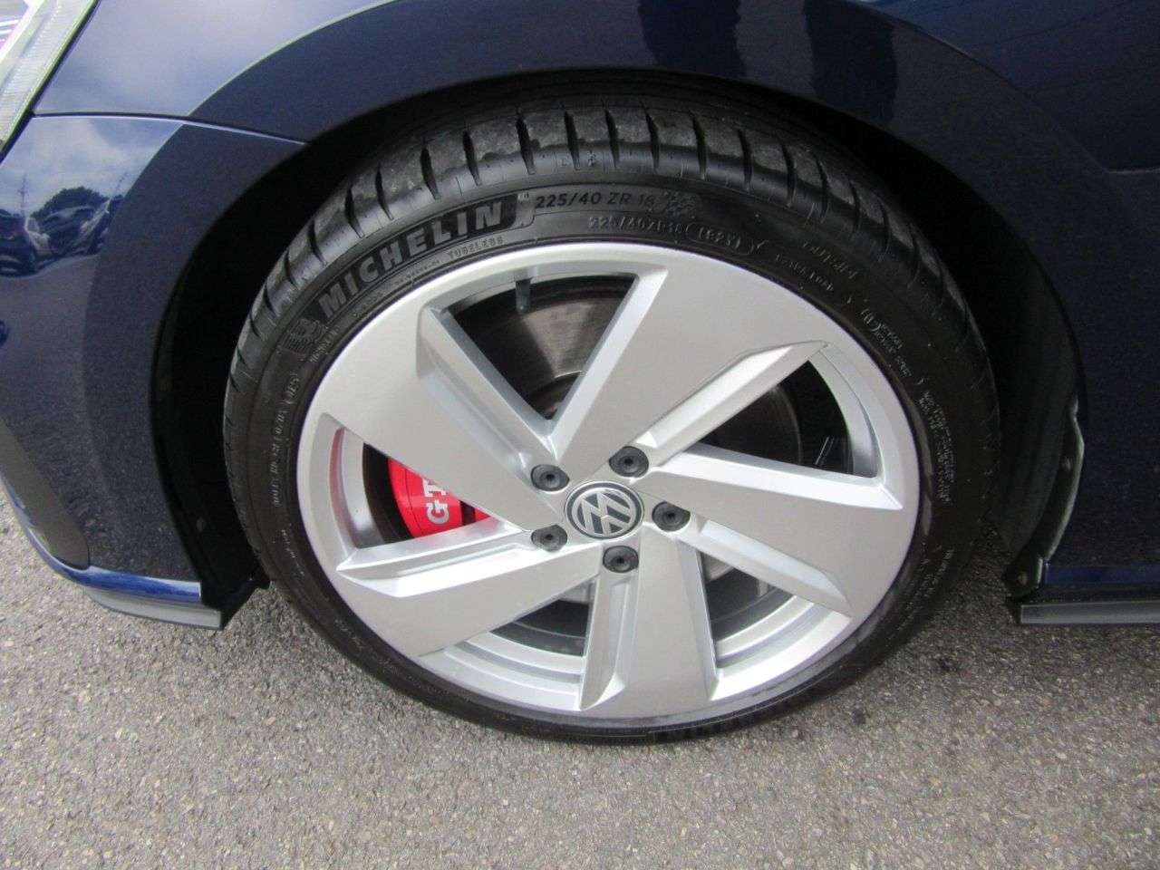 2018 VOLKSWAGEN GOLF 2018 VOLKSWAGEN GOLF