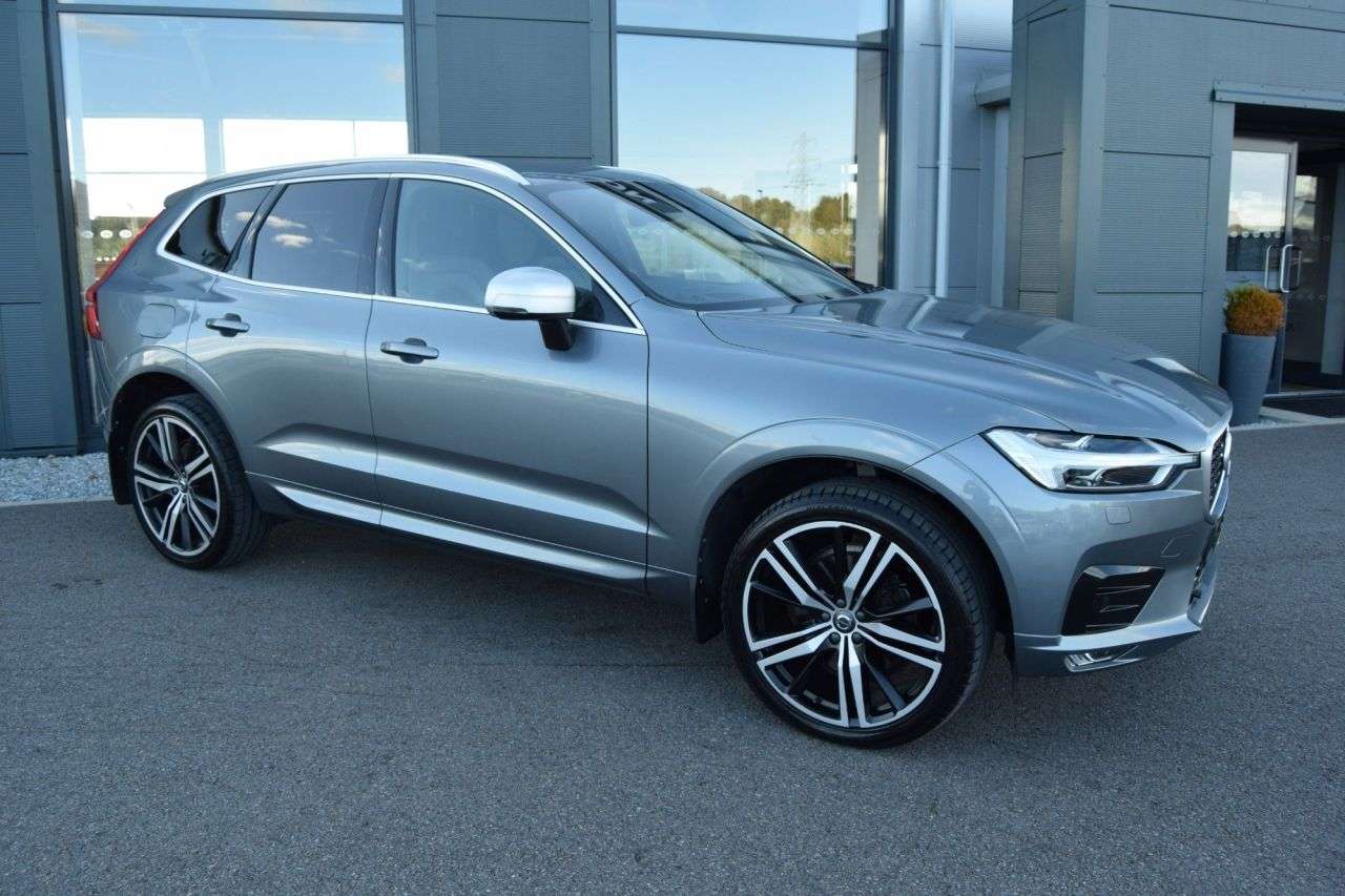 A 2026 VOLVO XC60 2.0 T5 R-Design Pro SUV 5dr Petrol Auto AWD Euro 6 (s/s) (250 ps) A 2026 VOLVO XC60 2.0 T5 R-Design Pro SUV 5dr Petrol Auto AWD Euro 6 (s/s) (250 ps)