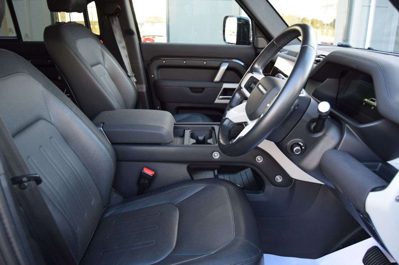 2022 LAND ROVER DEFENDER 110 2022 LAND ROVER DEFENDER 110