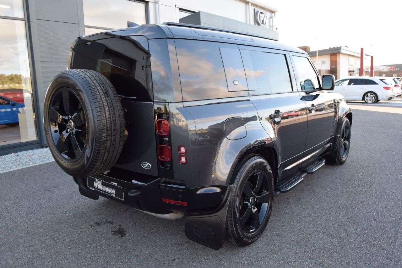 2022 LAND ROVER DEFENDER 110 2022 LAND ROVER DEFENDER 110